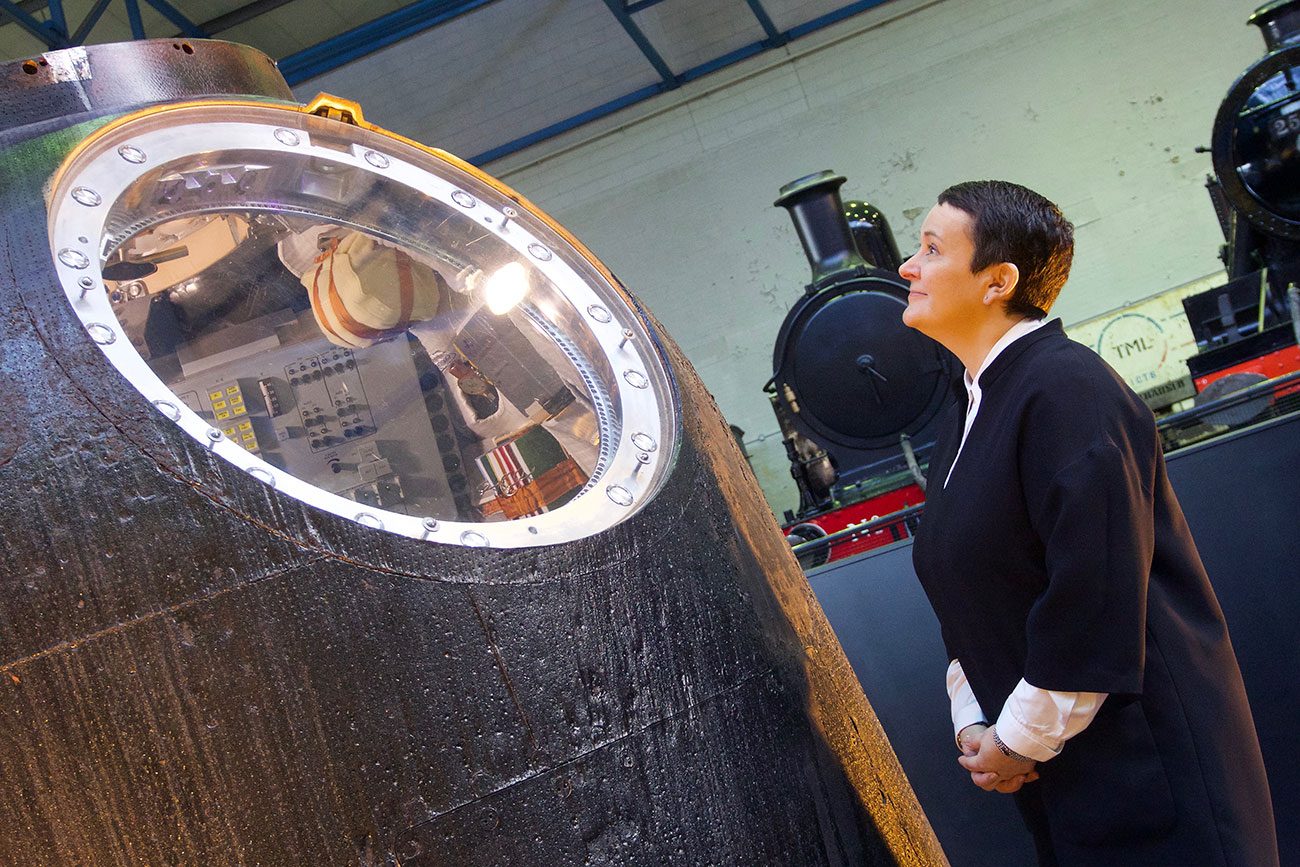 Video Pix Tim Peake S Spacecraft Lands At The National Railway Museum Yorkmix